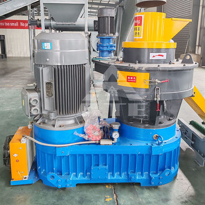 Хорошая цена Машина для сжатия пиломасс 1 т/ч-1.5 т/ч Брикетная деревянная биомасса Пелетная машина онлайн