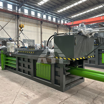 Guter Preis 60T-200T Horizontale Kartonballer-Recycling-Balermaschine Online