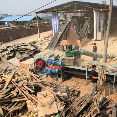 ราคาดี 220V / 380V 55W Drum Wood Chipper Machine 1470 * 1550 * 970 มิลลิเมตร เครื่องบดไม้สําหรับการแปรรูปไม้ขนาดสูง ออนไลน์