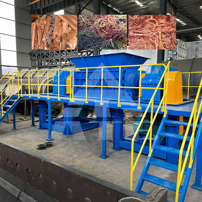 Guter Preis Schwerlast-Doppelwellen-Schredder-Maschine-Linie Metallschrott Kupferdrahtschredder Online