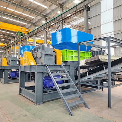 Guter Preis Automatische Doppelwellen-Schredder-Maschine Messing- / Kupfer-Doppelwellen-Schredder-Maschine Online