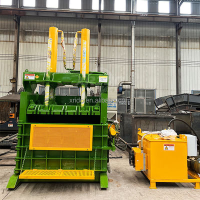 Guter Preis Vertikalreifenballer Maschine Eisen-Metall-Hydraulikpresseballer Online