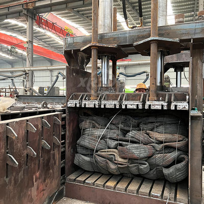 Guter Preis 100BPH-180BPH Karton-Recycling-Baler Abfallreifen Papier-Balling-Maschine Online